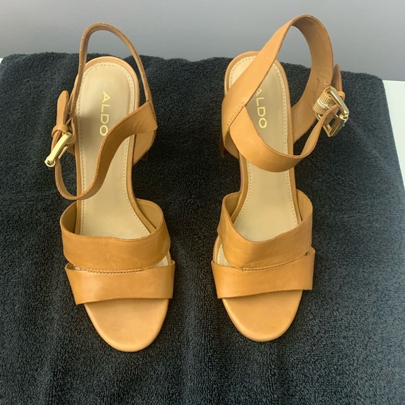 ALDO open toe spring summer medium heel 7.5 tan - Picture 3 of 4